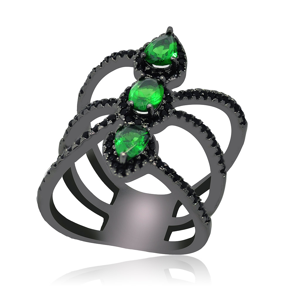 Detailed view of the Hematite Contemporary Cocktail Ring's craftsmanship