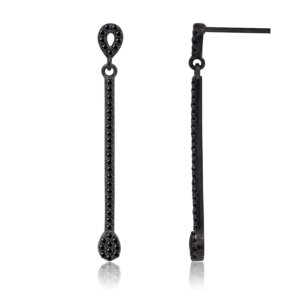 Detailed texture of the Black CZ Bar Dangle Earring