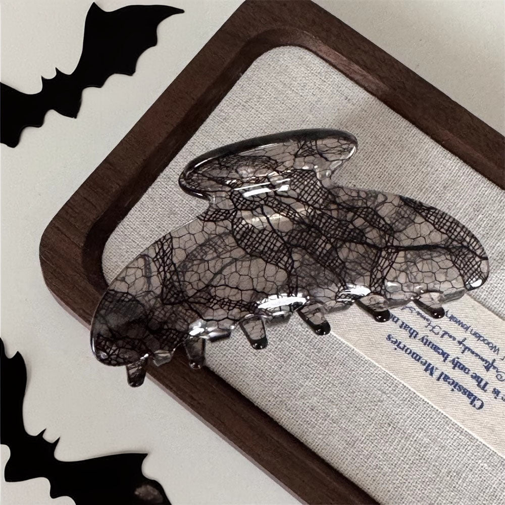 Detailed view of the lace pattern on the hair claw clip