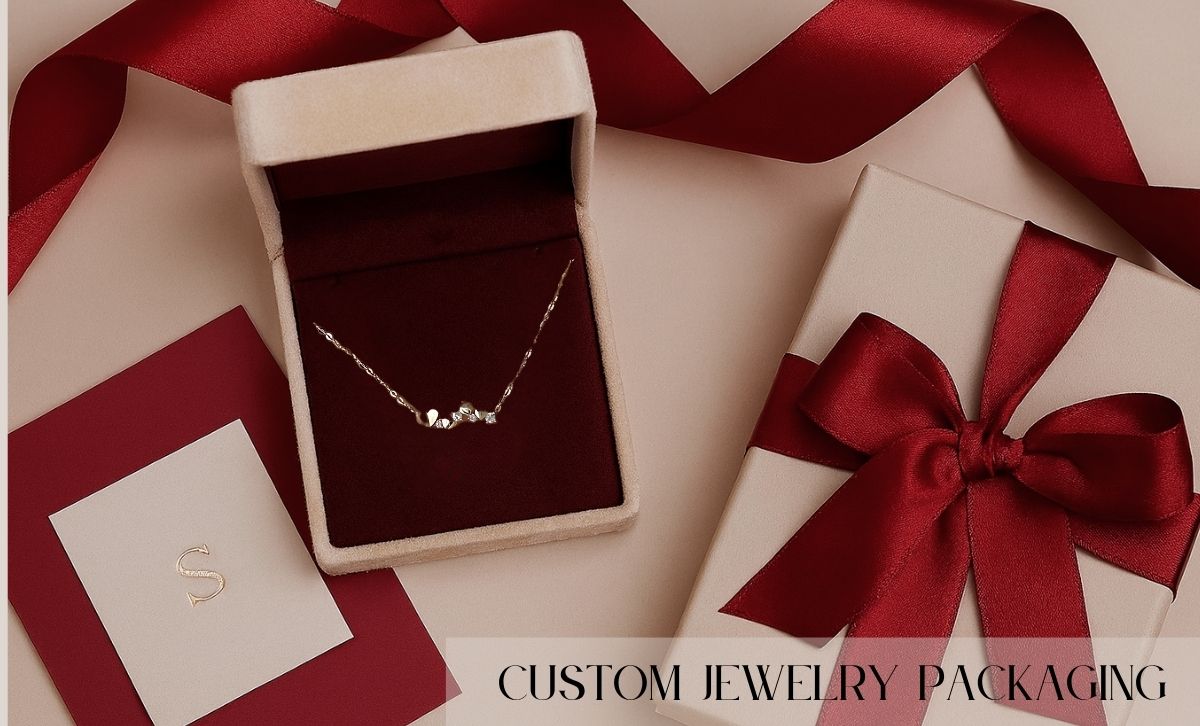 Custom jewelry gift box options for the gold heart necklace set