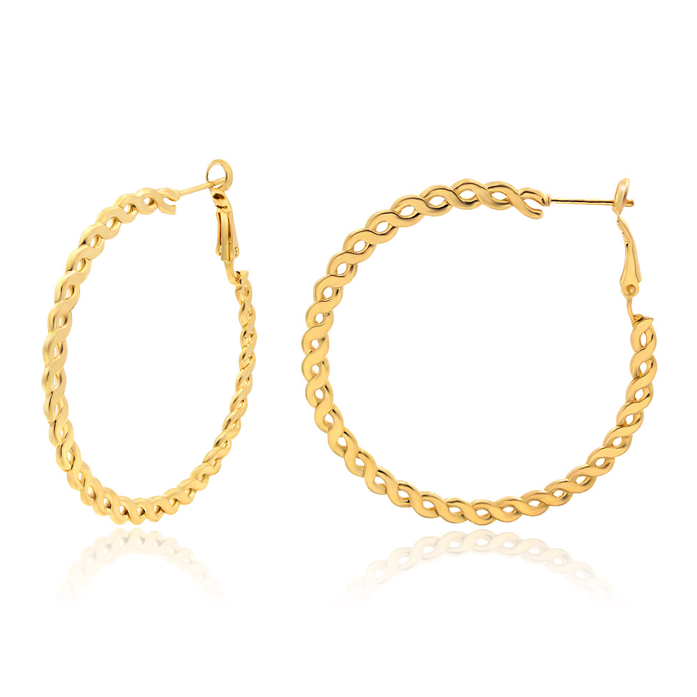 Alternate view of the gold hoop earrings showing a chain-link design
