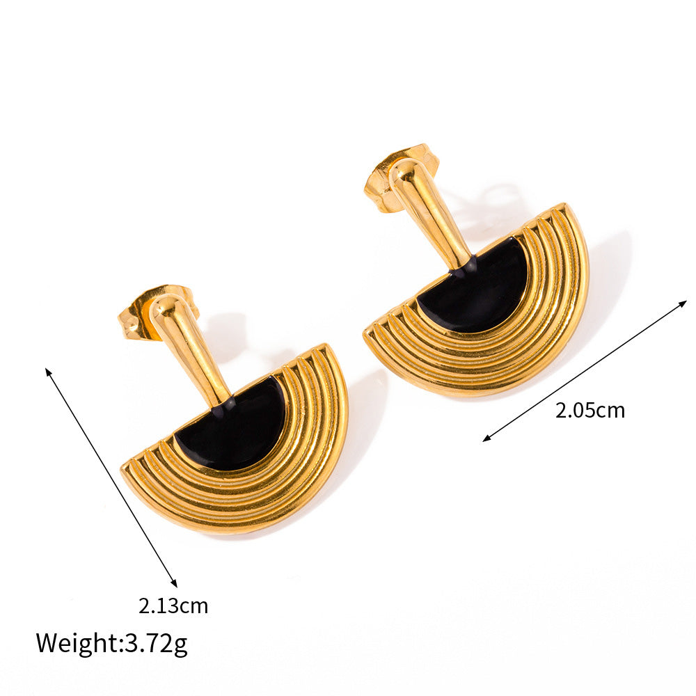 Detailed view of the 18K gold plated fan-shaped earrings showing dimensions and black enamel details.