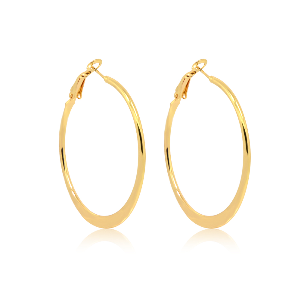 Secure lever back closure on the gold polished hoop earrings