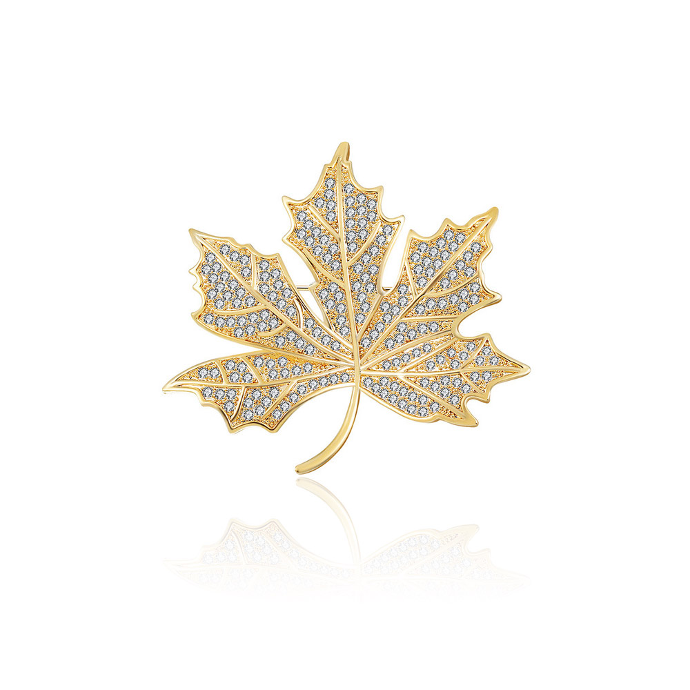 Detailed view of the Gold Plated Maple Leaf Brooch
