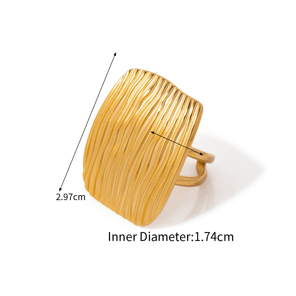 Detailed measurements of the gold stainless steel ring