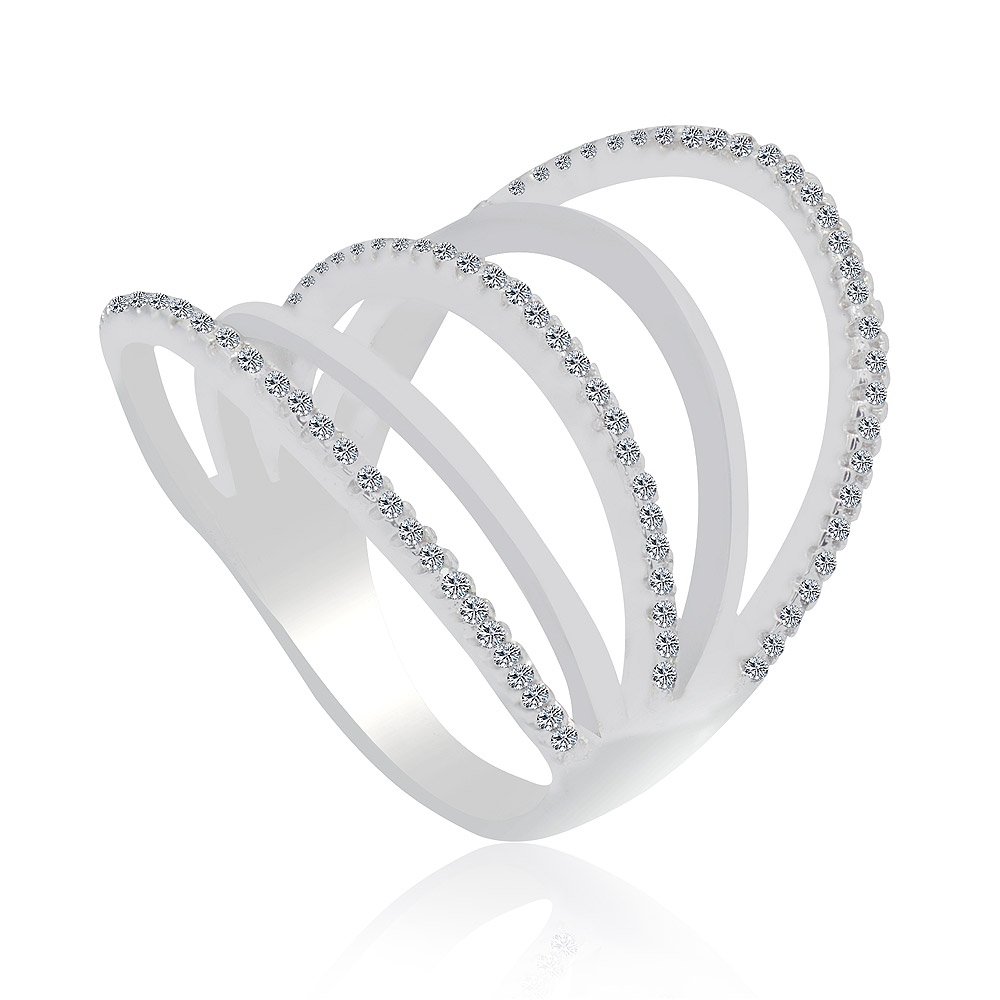 Detailed view of the Armor Me Chic Ring's interconnected bands