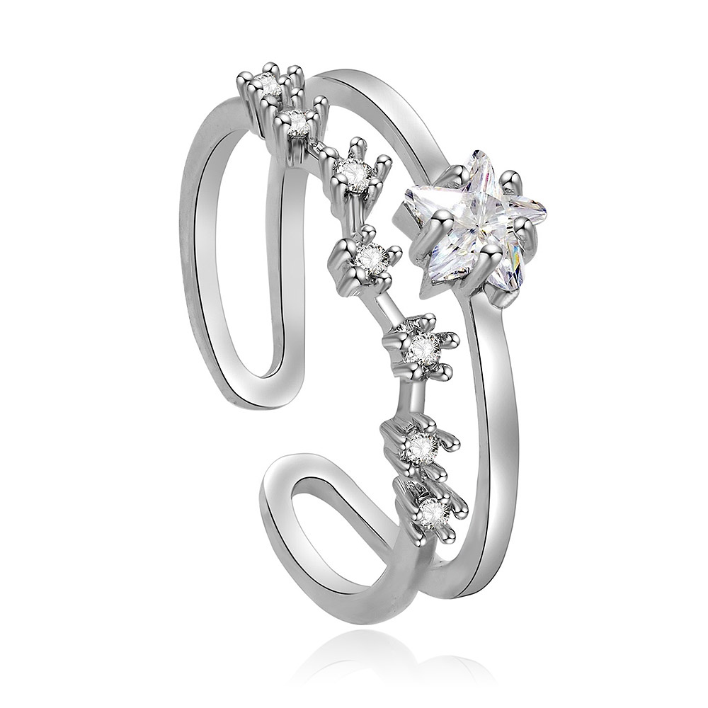 Detailed view of the intertwined band of the All Stars Adjustable Ring