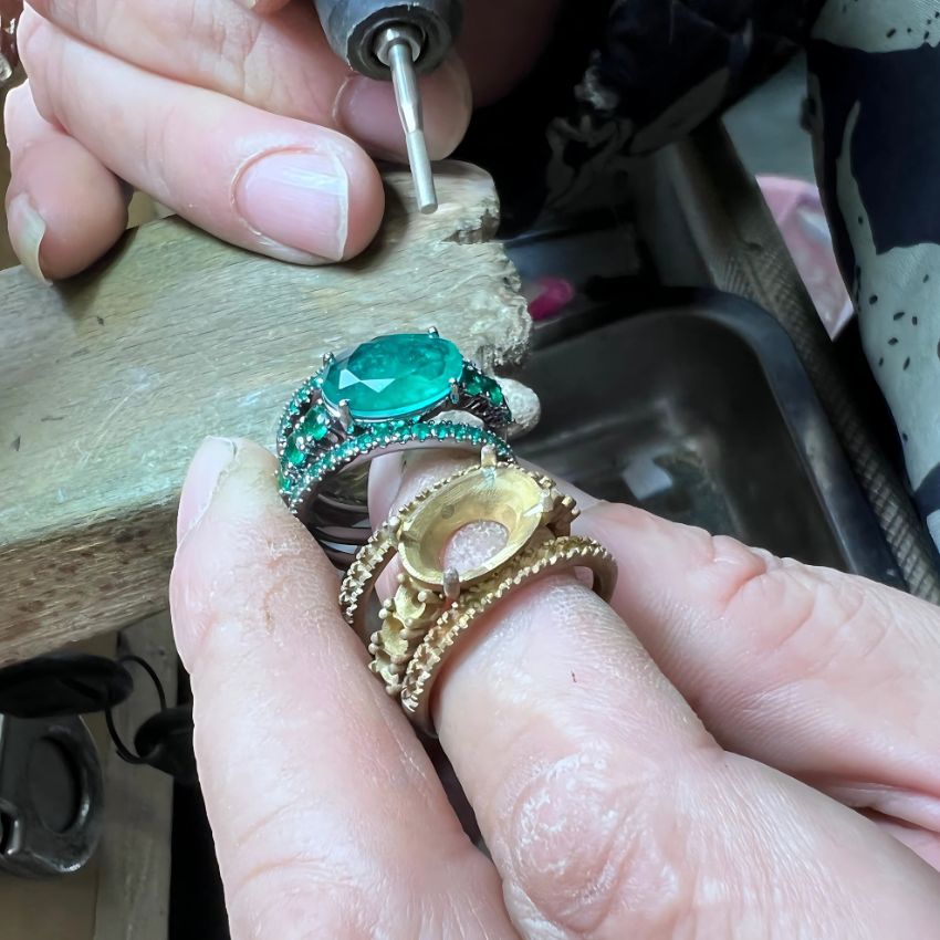 Precision jewelry molding for a custom ring