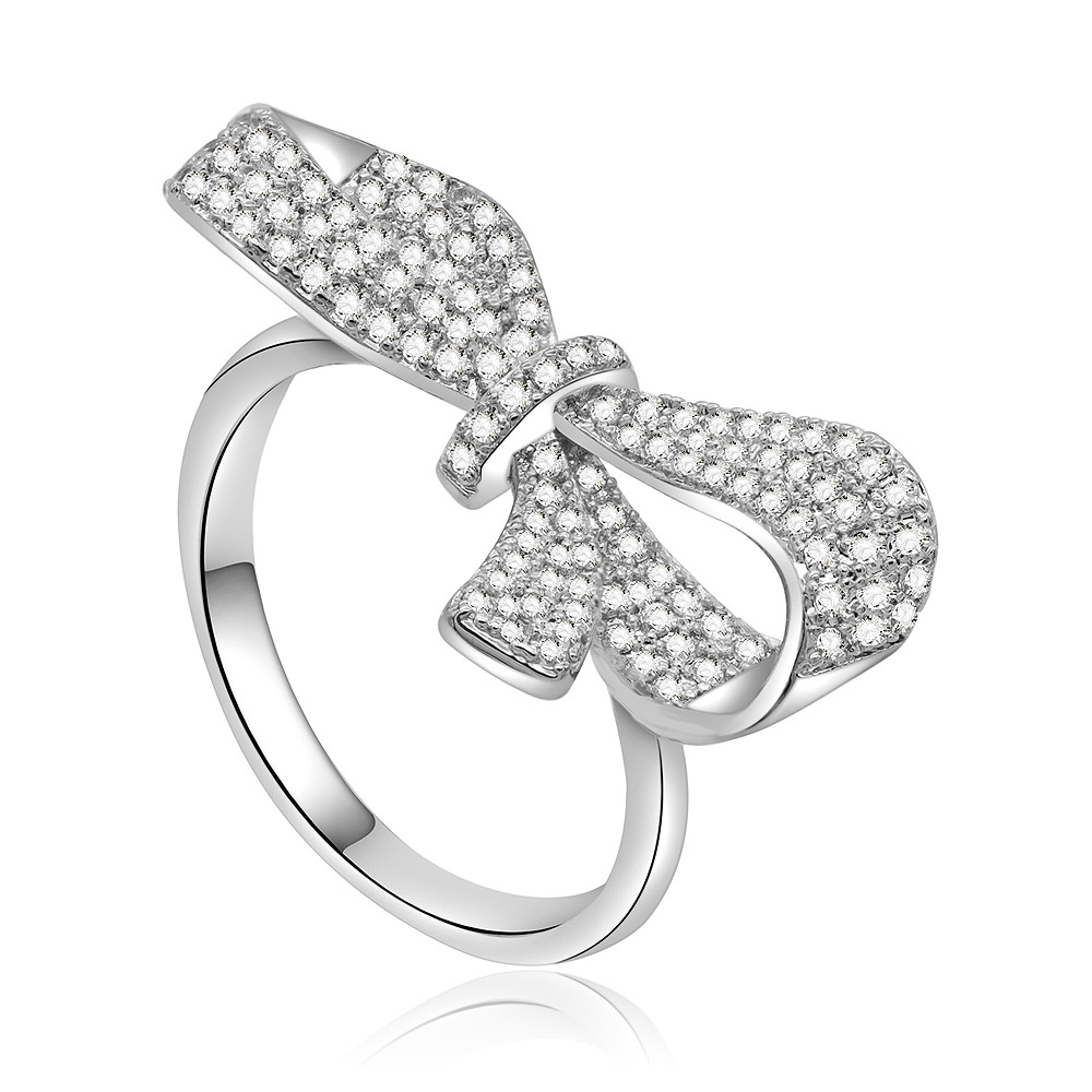 Detailed craftsmanship of the Large Charming Bow Ring