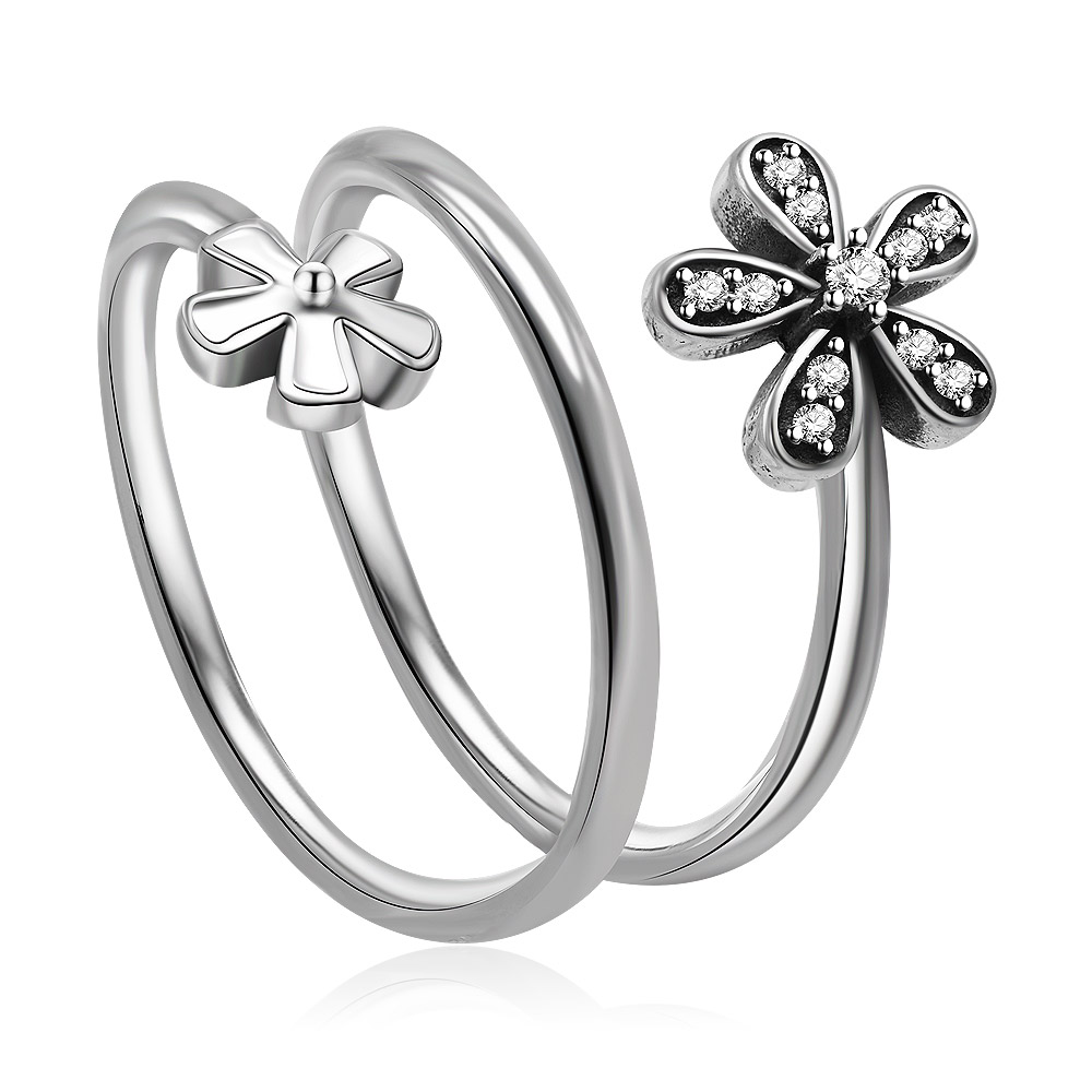 Detailed view of the Sterling Silver Double Flower Blooms Spiral Ring