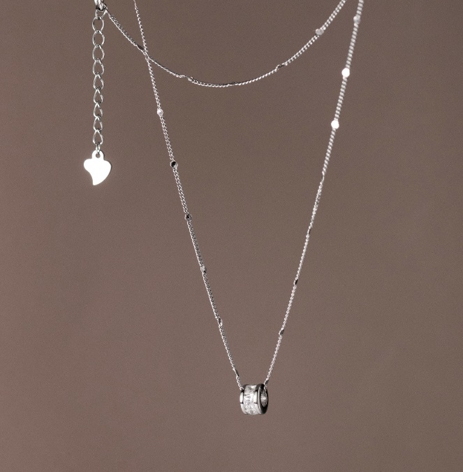 Detailed view of the 925 Sterling Silver Baguette CZ Necklace pendant