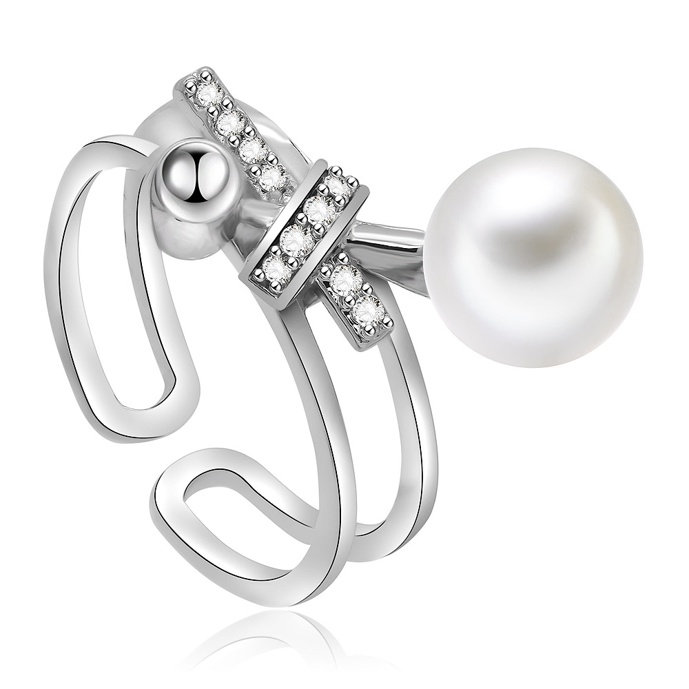 Detailed view of the Bow Tie Pearl Ring from another angle