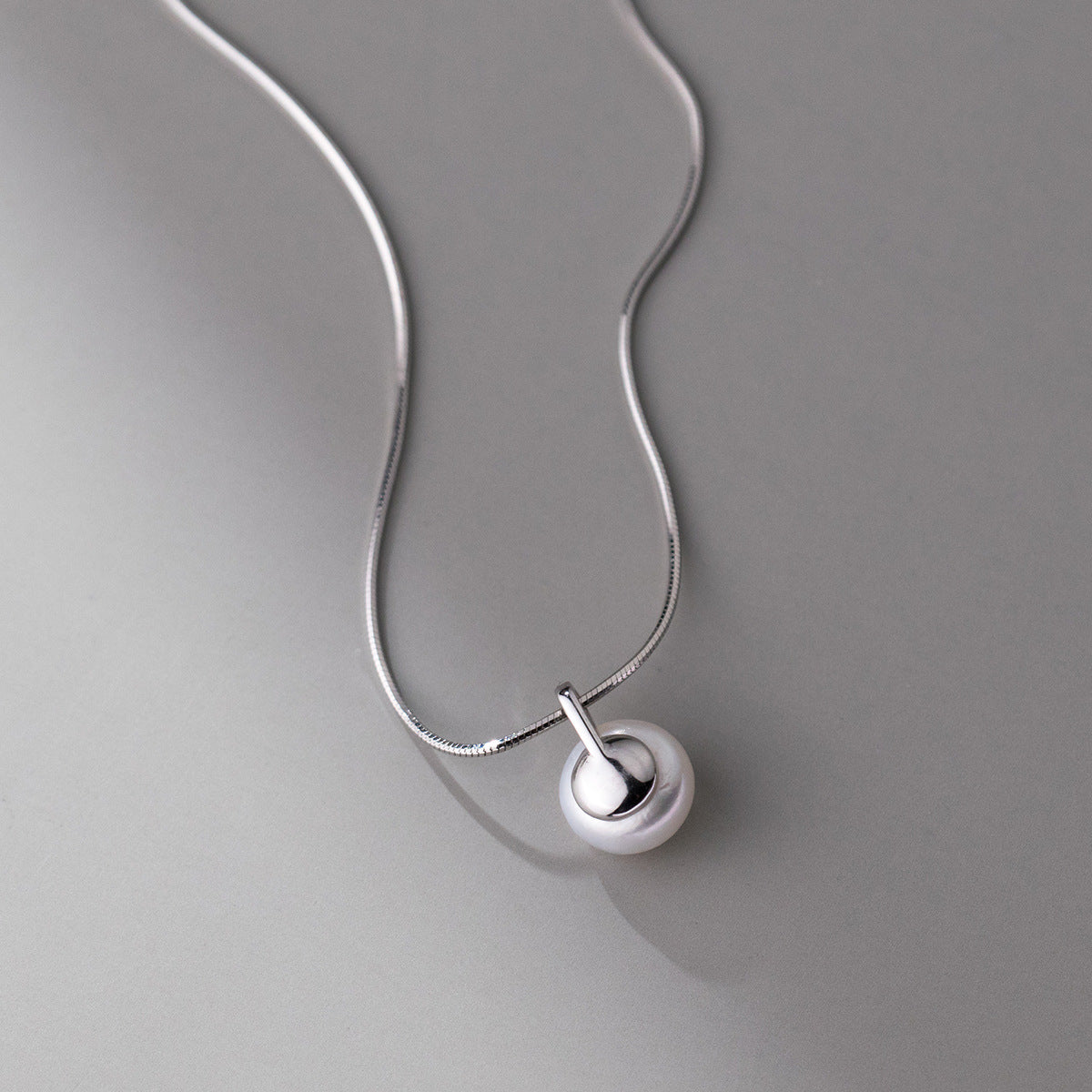 Silver finish 925 silver pearl choker necklace