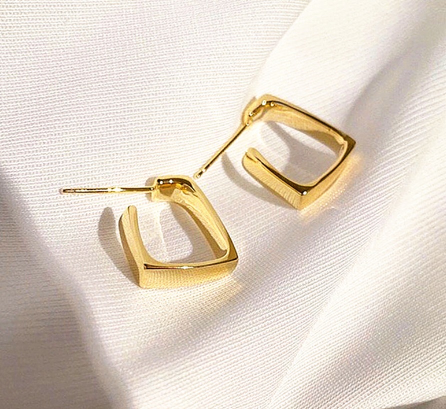 Ladies Circle Hoop Earrings Golden Plating Fashion Jewelry Wholesale  Promotion No Pierced Clipped To The Ears Earrings For Women - AliExpress