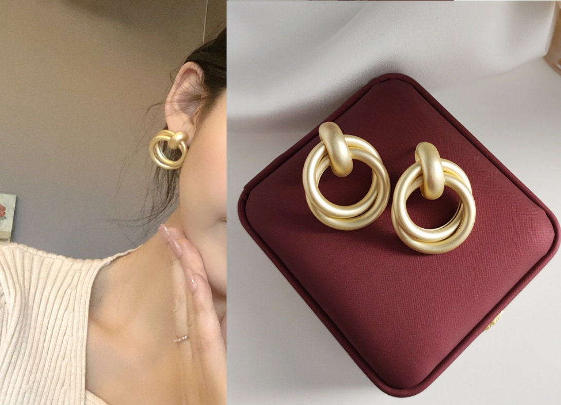 MATT GOLD LOOK REAL PEARL DRUZY EARRINGS – Sanvi Jewels