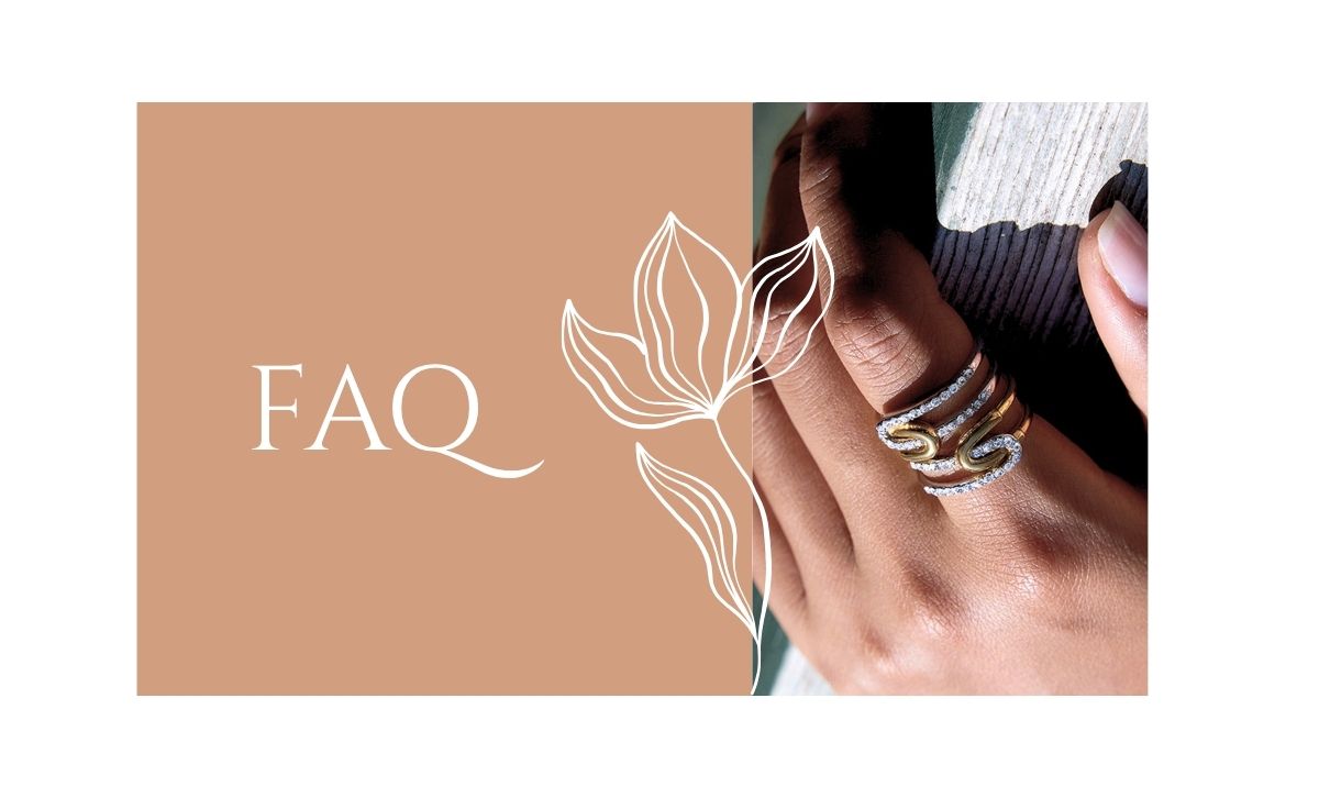 Hand wearing stacked two tone stainless steel rings – trendy kpop style fashion rings for wholesale