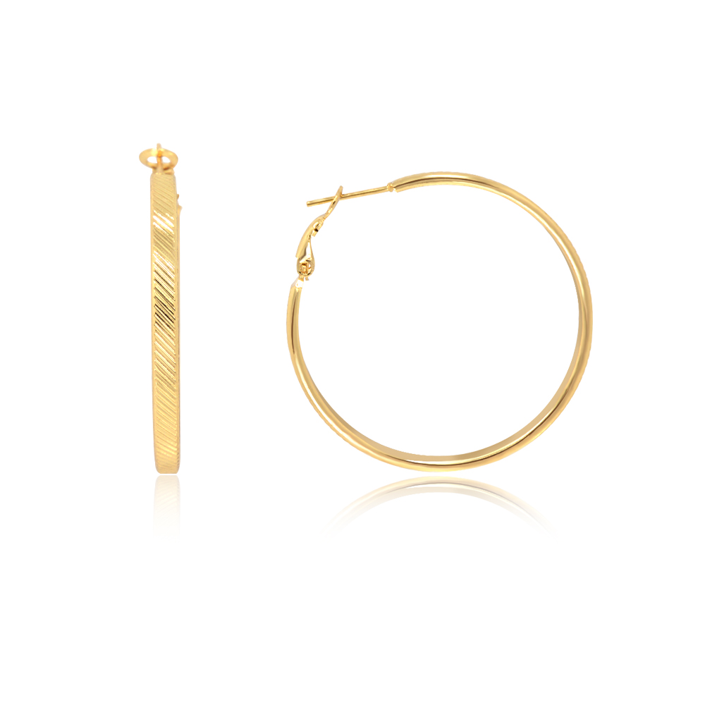 Medium Textured Single Hoop Earring